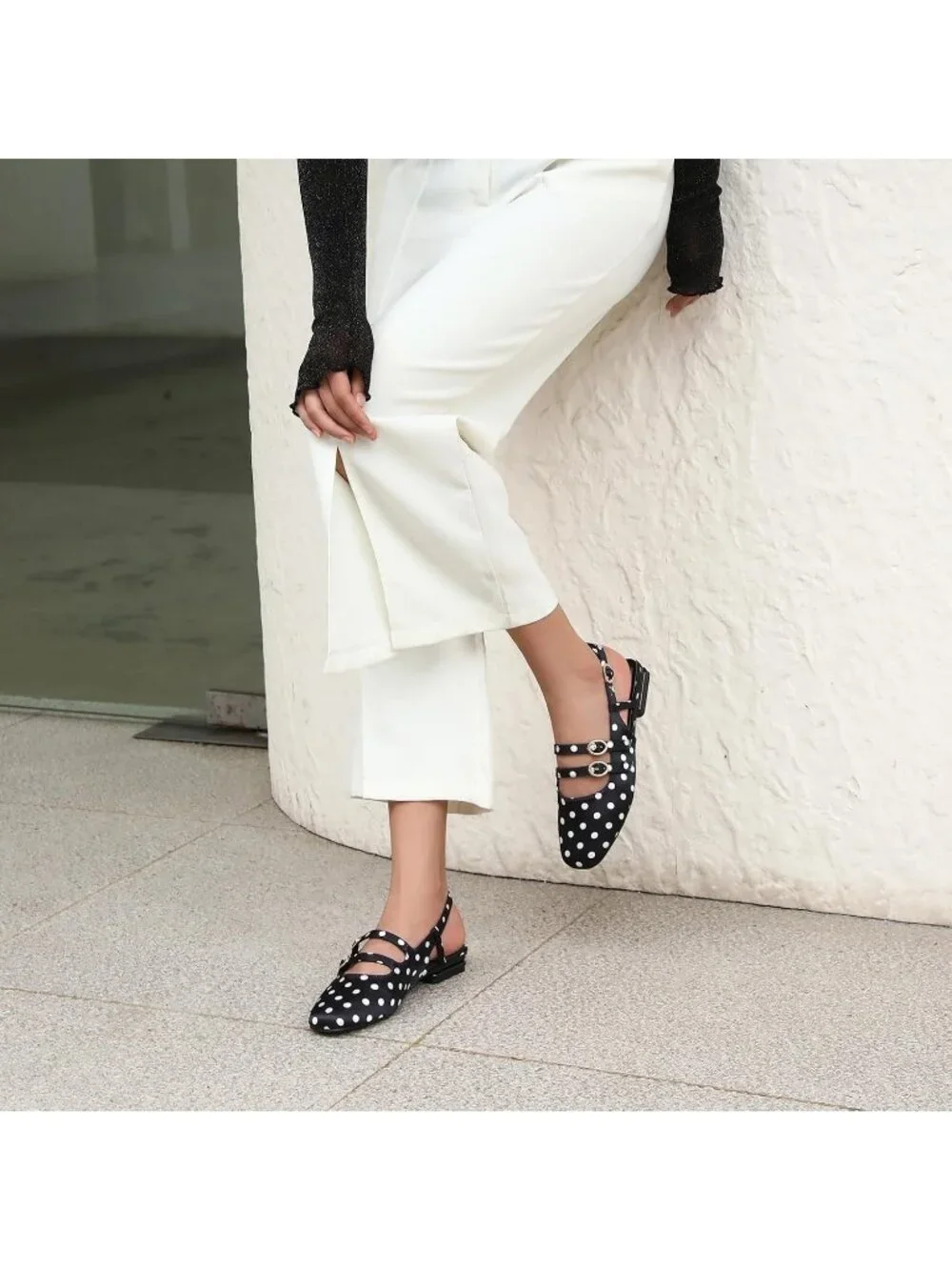 Women's Black Dot Closed Square Toe Strap Slingback Low Heels for Party Pumps